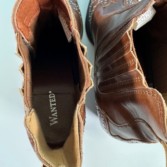 Wanted Chelsea Boots Faux Leather Silver Stud details Women's US 7 Western Rodeo - Picture 10 of 14